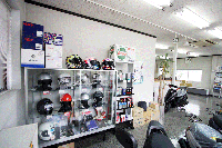 ヘルメット・バイク用品展示